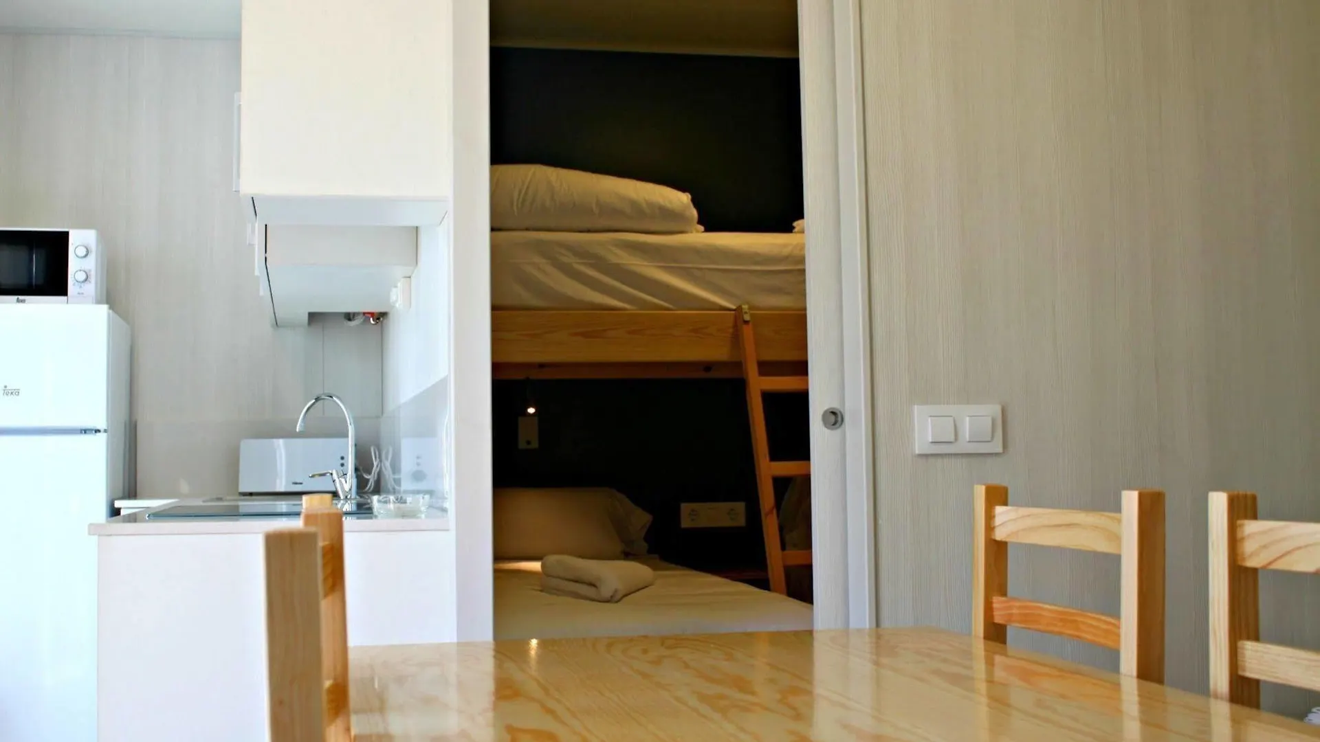 Camping Tamarit Park Resort location